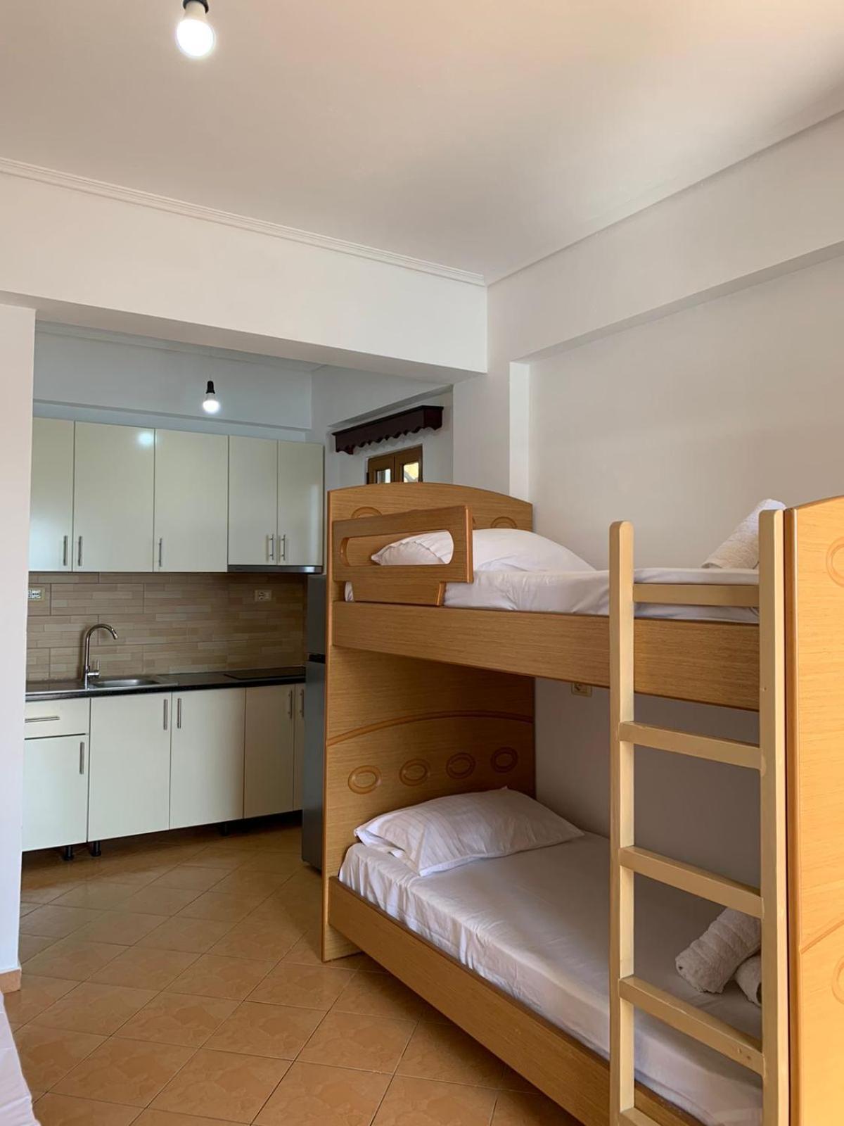 Sea La Vie Anesti Apartment Борш Екстериор снимка